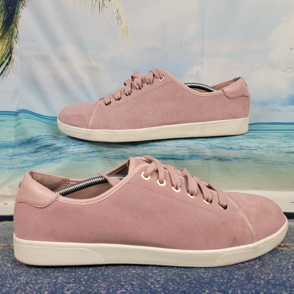 Vionic Brinley Water Resistant Suede Womens 11